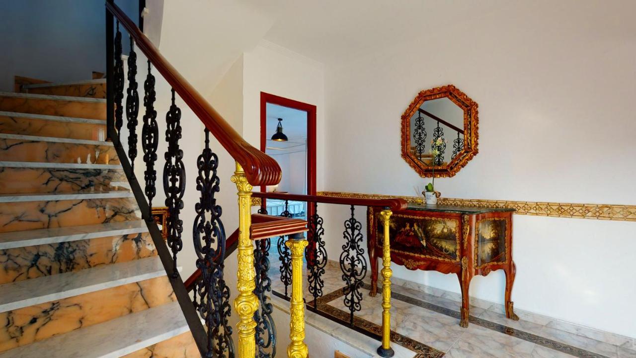 Majestic Villa By The Beach Heated Private Pool & Jacuzzi Benalmádena Esterno foto