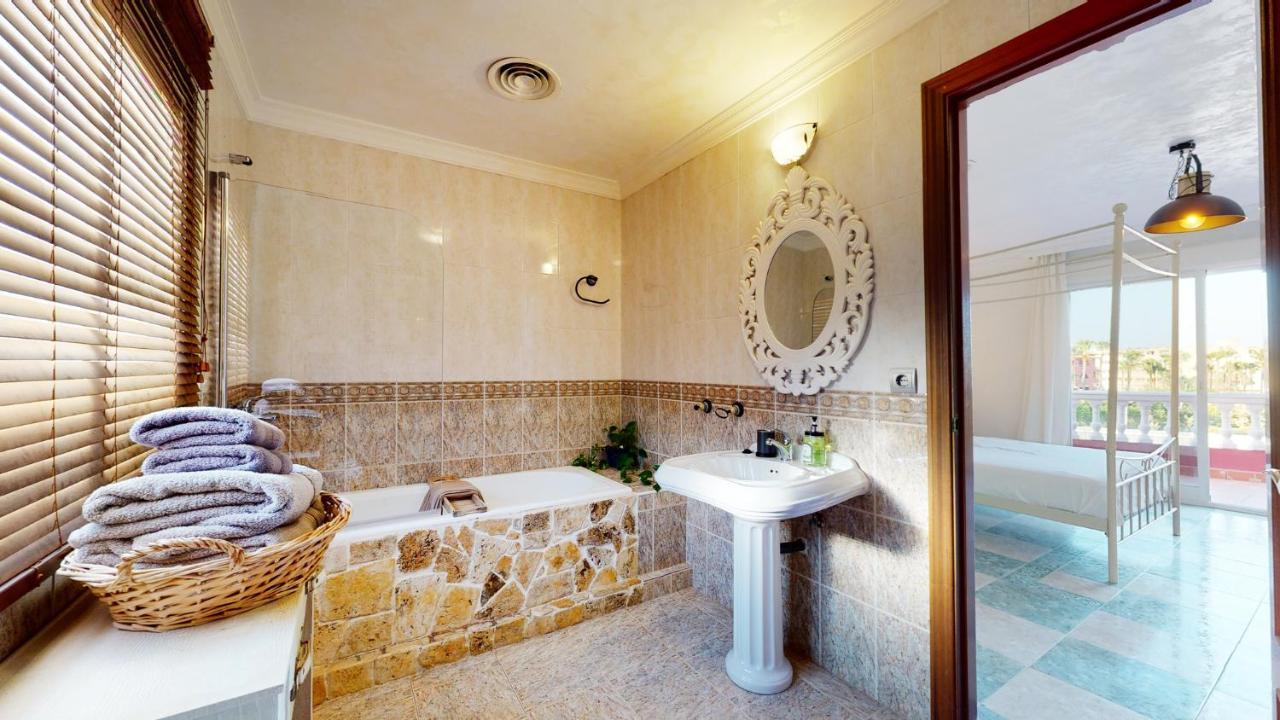 Majestic Villa By The Beach Heated Private Pool & Jacuzzi Benalmádena Esterno foto