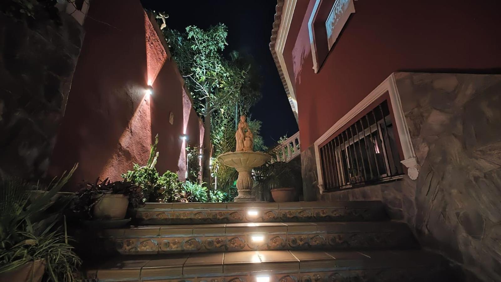 Majestic Villa By The Beach Heated Private Pool & Jacuzzi Benalmádena Esterno foto