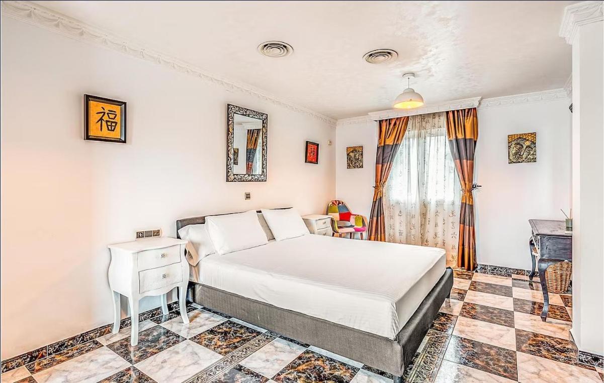 Majestic Villa By The Beach Heated Private Pool & Jacuzzi Benalmádena Esterno foto